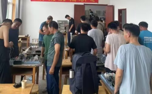 外地办的电工证，在石家庄可以正常换证吗